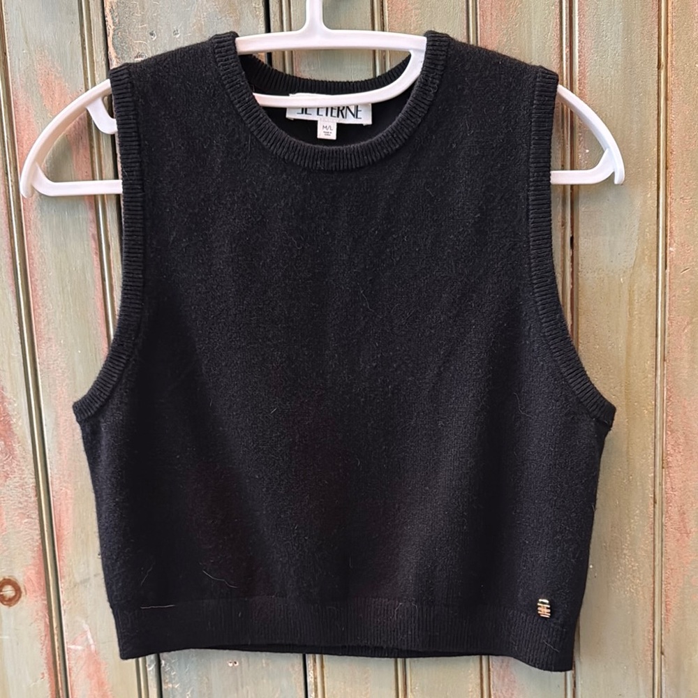 ÉTERNE Black Cashmere Sawyer Vest